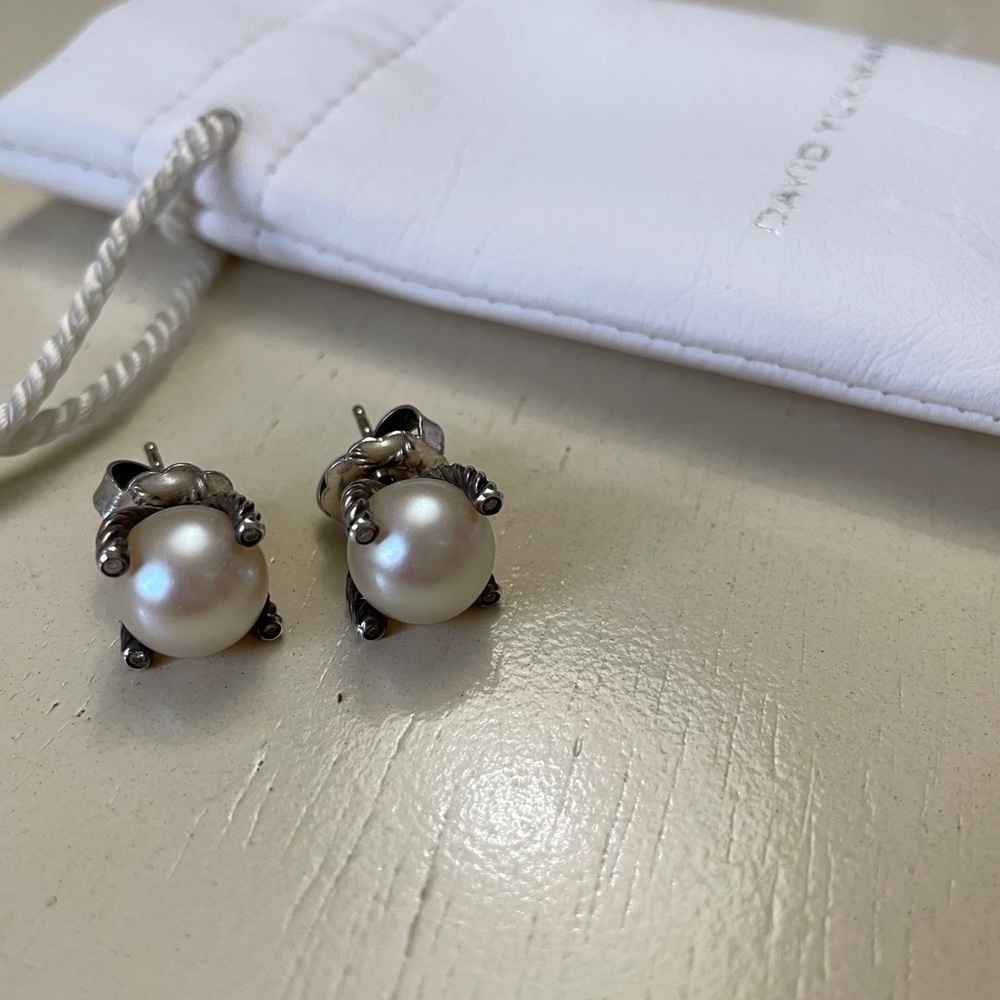 David Yurman 9.5mm Pearl and Diamond Earrings